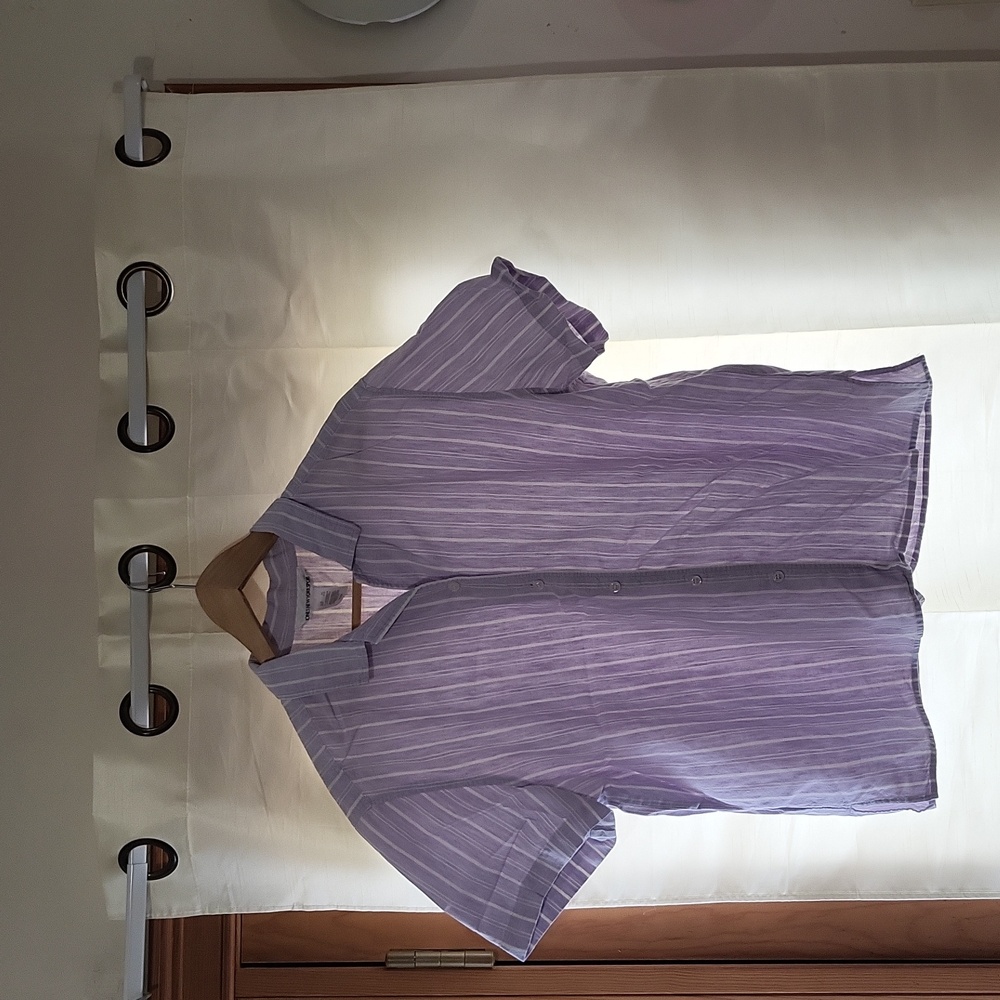 Jones New York Sport collared shirt XL. Barely worn. Lilac and white pin stripes